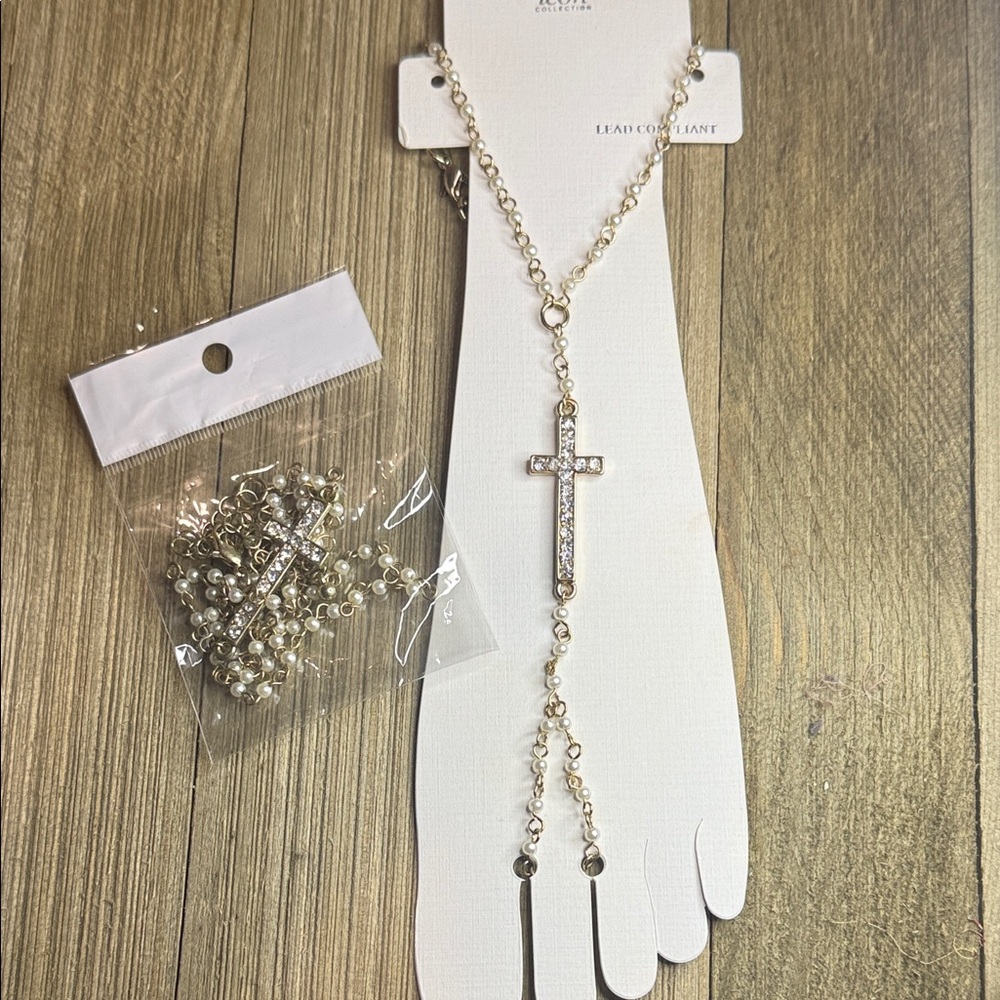 Gold Toe/Anklet with Rhinestone Cross & Pearl Beads